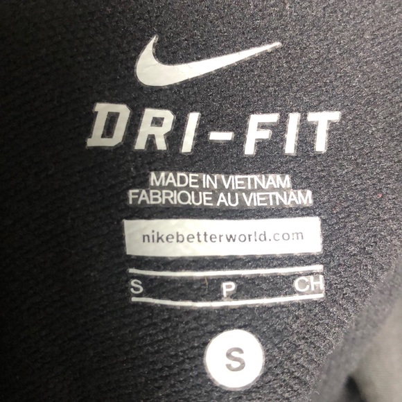 SOLD Nike Sweatshirt - Picture 5 of 5